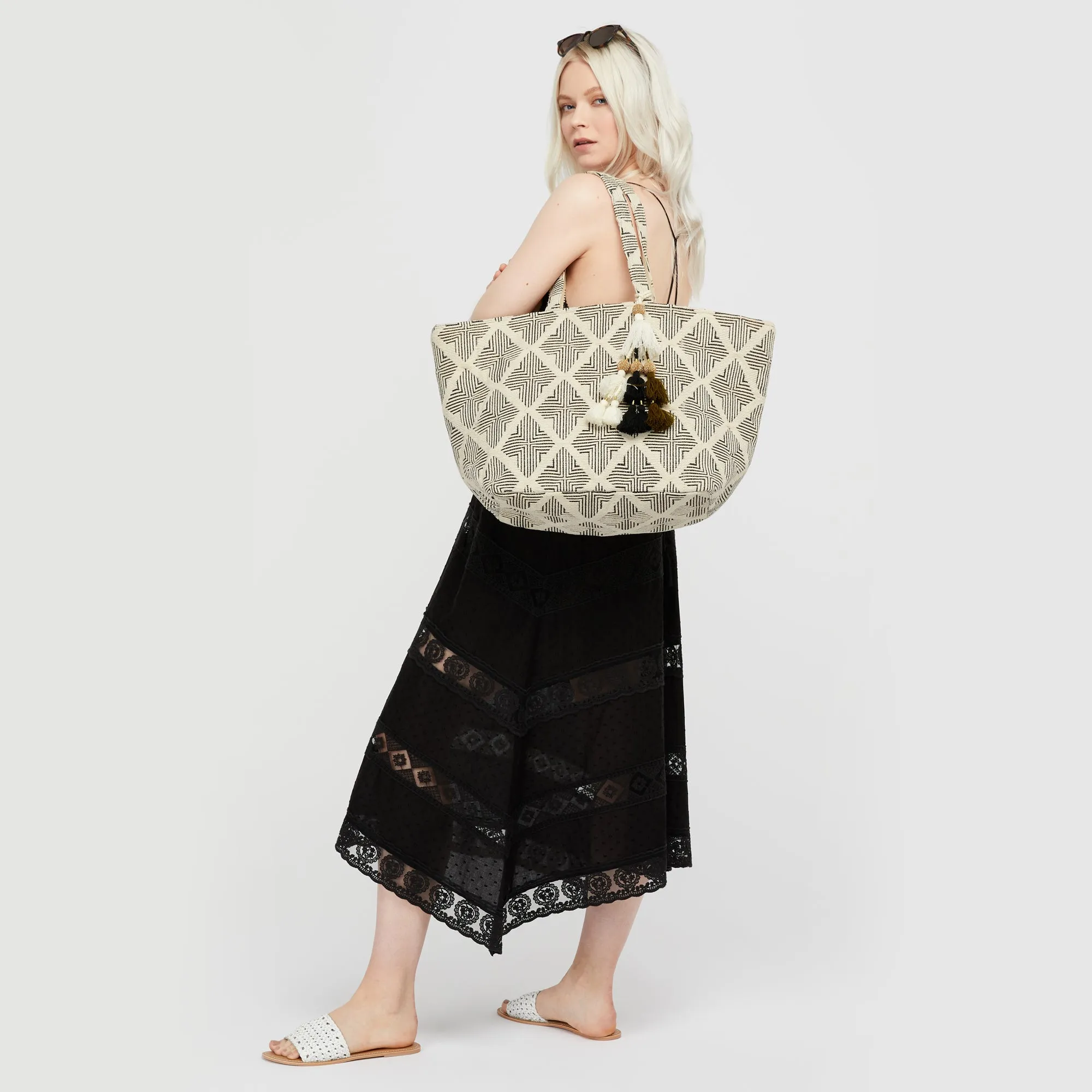 Accessorize London Geo Woven Beach Tote