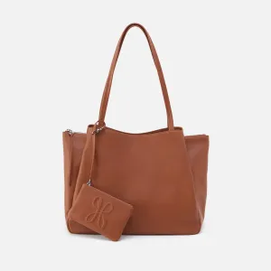 Essential Large Tote In Soft Saffiano Leather - Lion